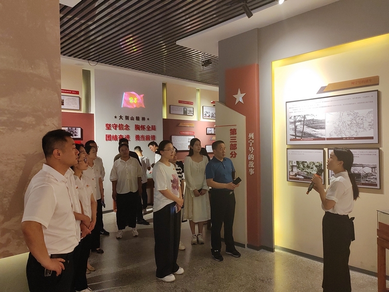 图片3.jpg 图片3.jpg