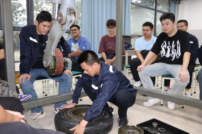 图片 14.jpg 图片 14.jpg