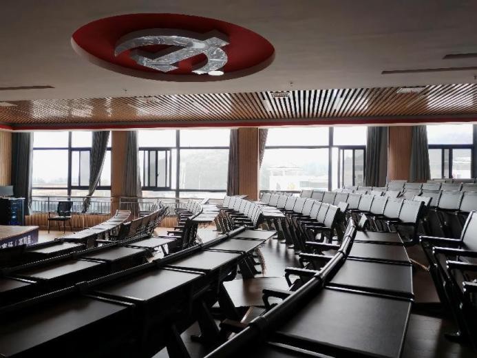 图片 15.jpg 图片 15.jpg