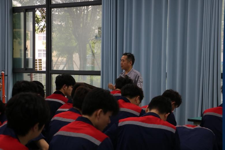 图片 23.jpg 图片 23.jpg