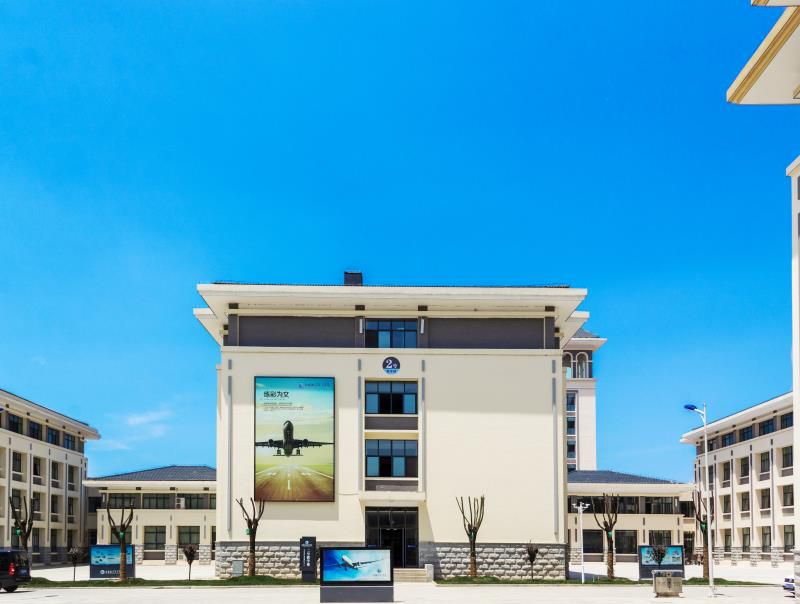 学院实拍 - 信阳航空职业学院