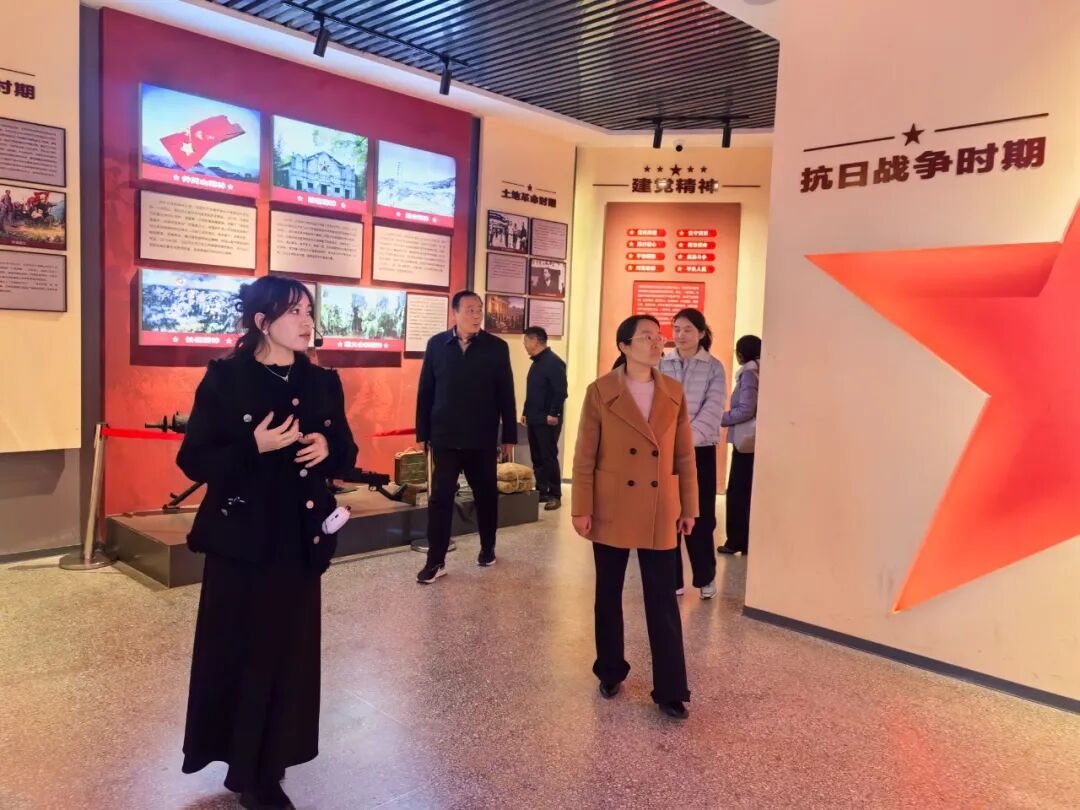 图片135.jpg 图片135.jpg