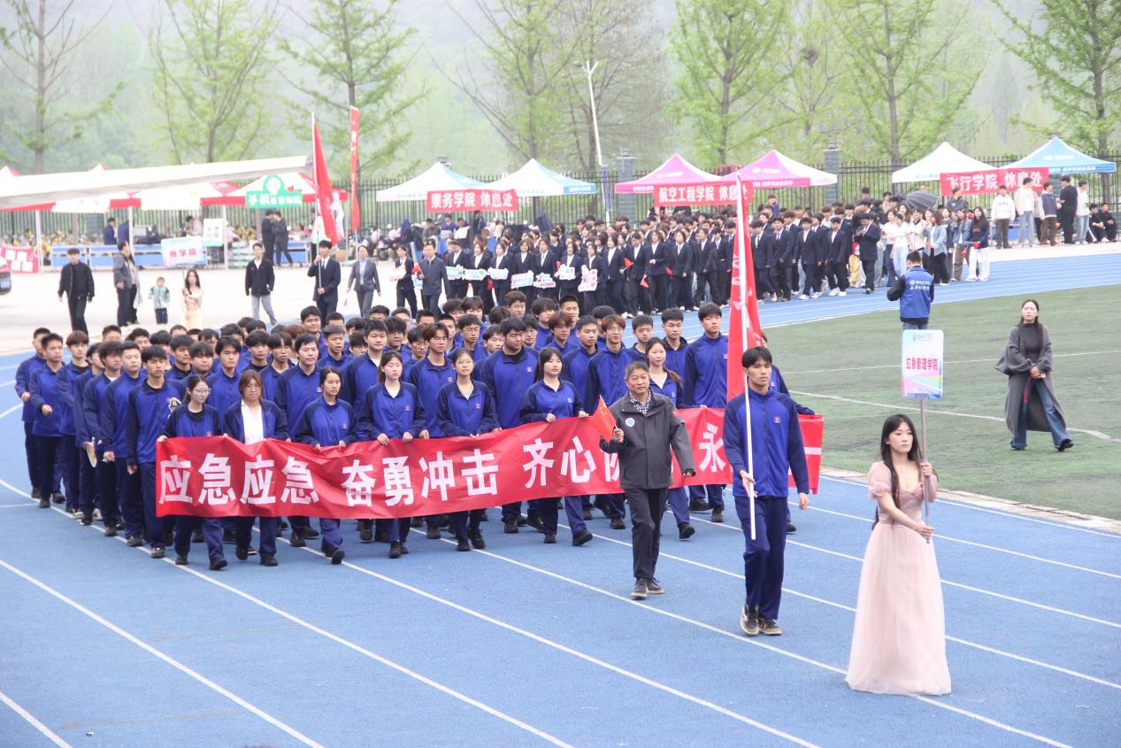 图片14.jpg 图片14.jpg