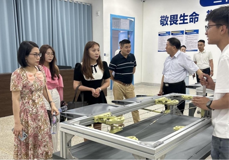 图片8.jpg 图片8.jpg